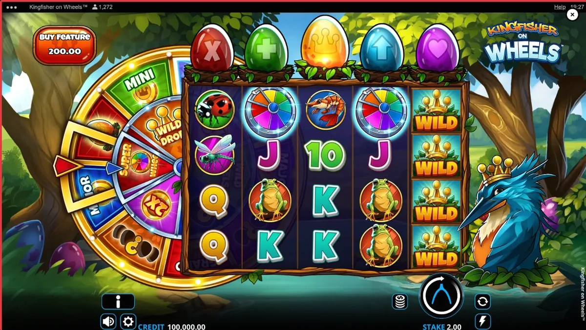 Crowned kingfisher bird on a golden wheel in Kingfisher on Wheels slot
